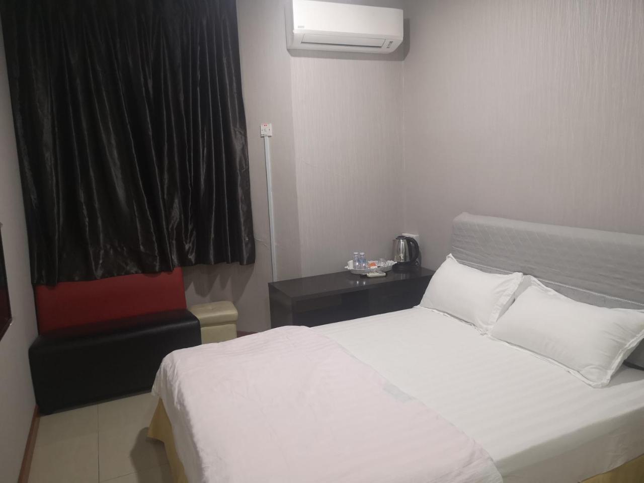 Home Inn Hotel Ipoh Exteriör bild